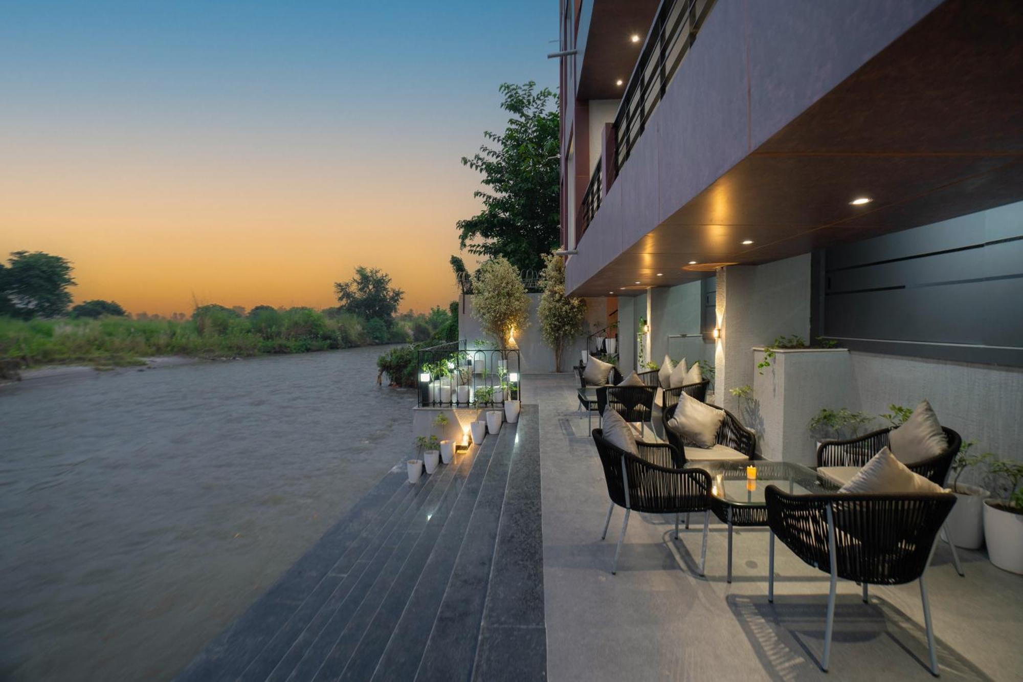 Sukoon By The Ganges - A Riverside Retreat Haridwār Eksteriør billede