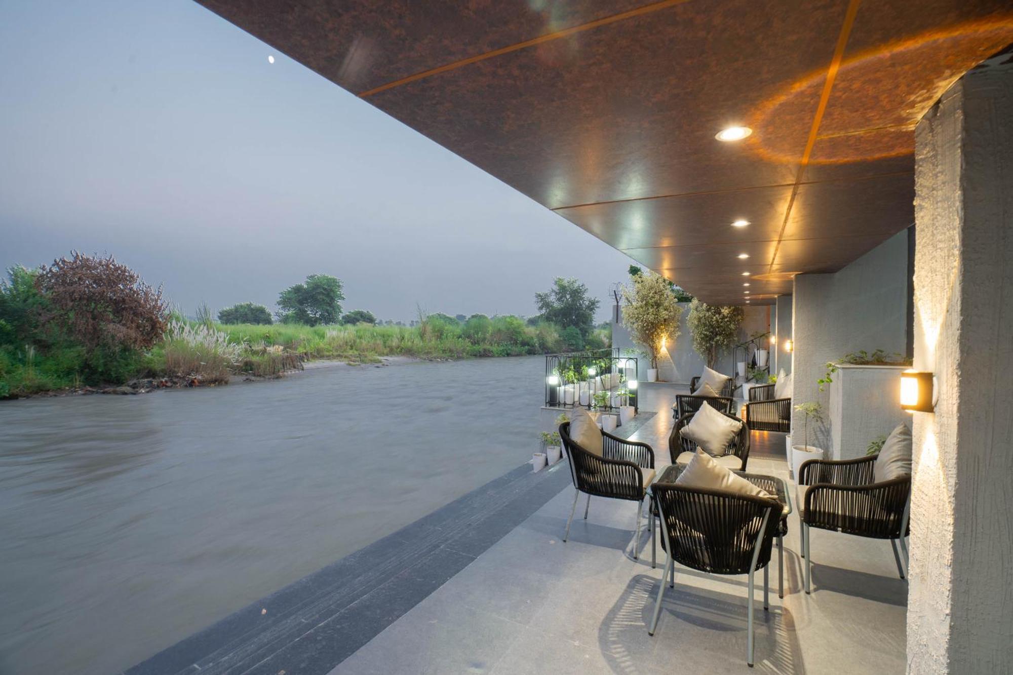 Sukoon By The Ganges - A Riverside Retreat Haridwār Eksteriør billede