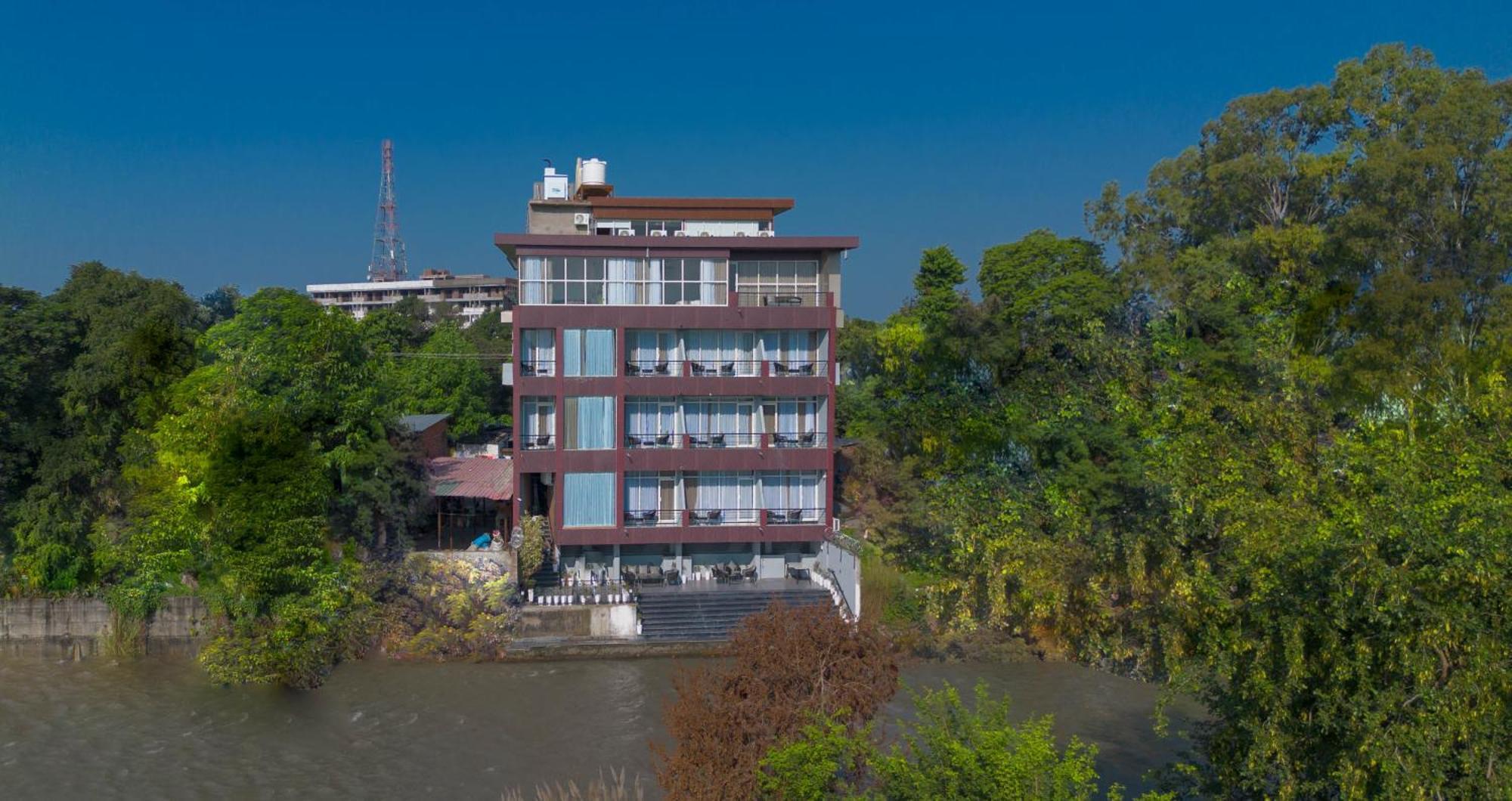 Sukoon By The Ganges - A Riverside Retreat Haridwār Eksteriør billede